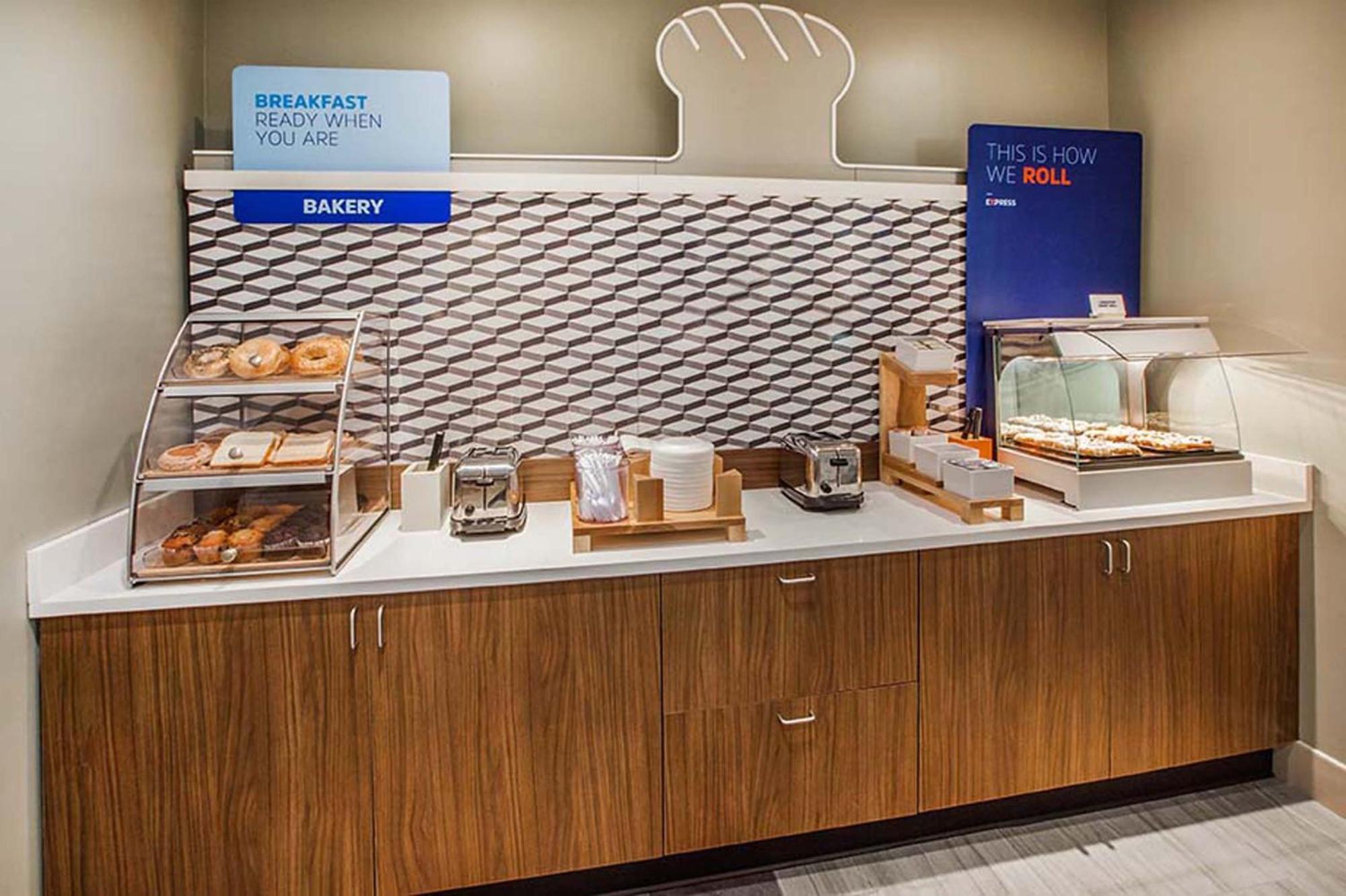 Holiday Inn Express & Suites Weatherford By Ihg Экстерьер фото
